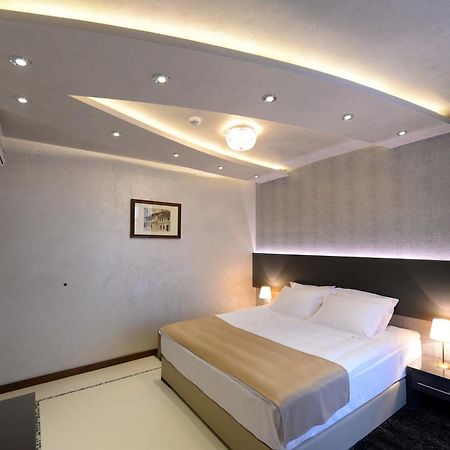Hotel Majdan Belgrado Habitación foto