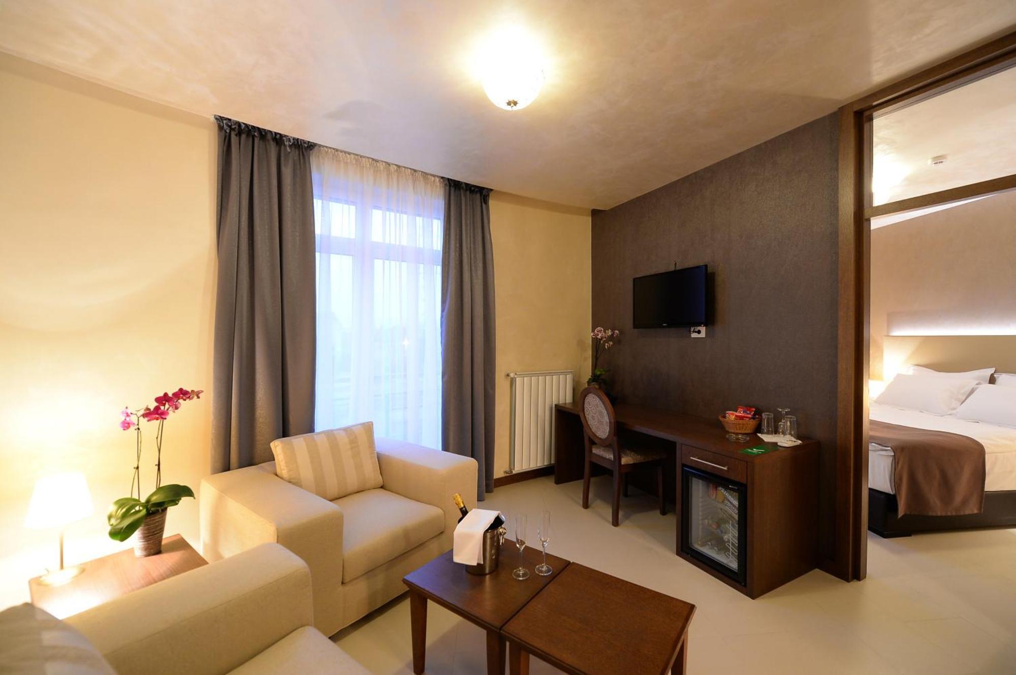 Hotel Majdan Belgrado Habitación foto